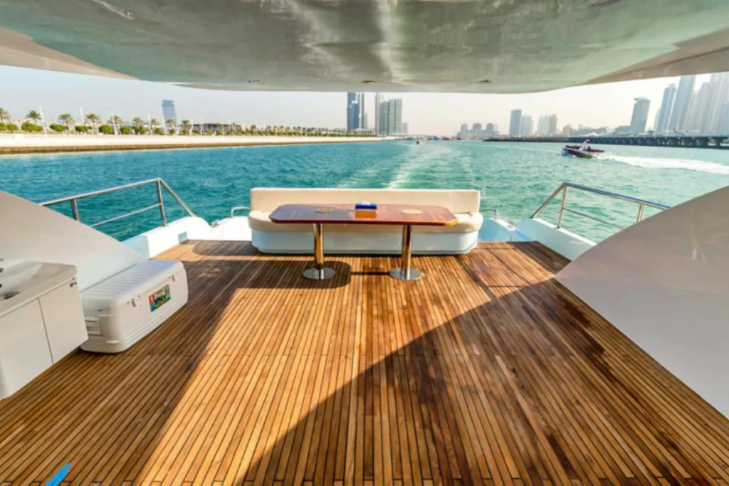 Yacht