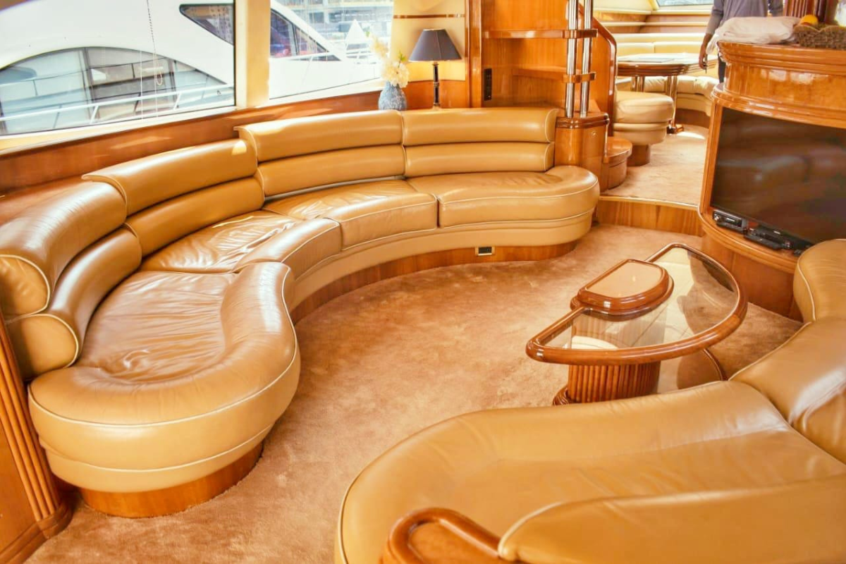 82Ft Paradise with Jaccuzi