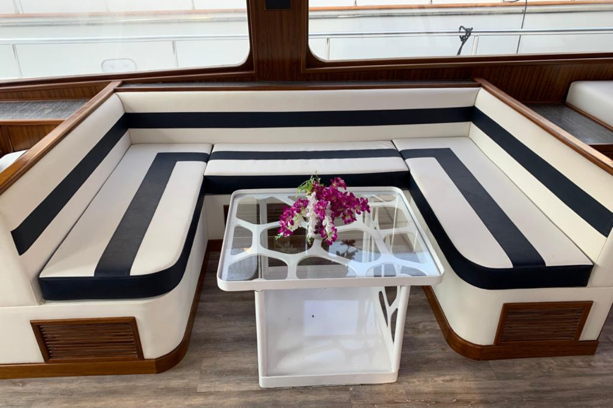95 Ft Venus yacht