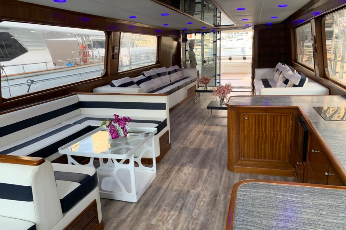 95 Ft Venus yacht