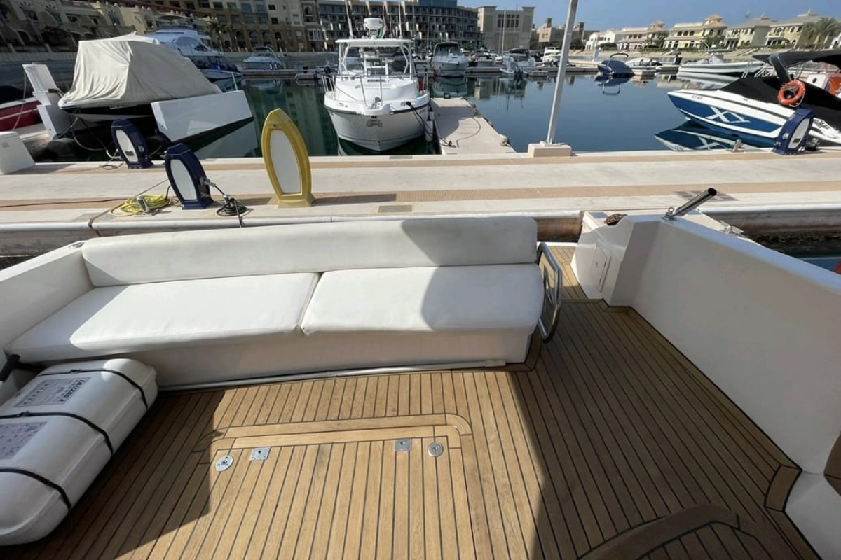 44 ft luxury Majesty