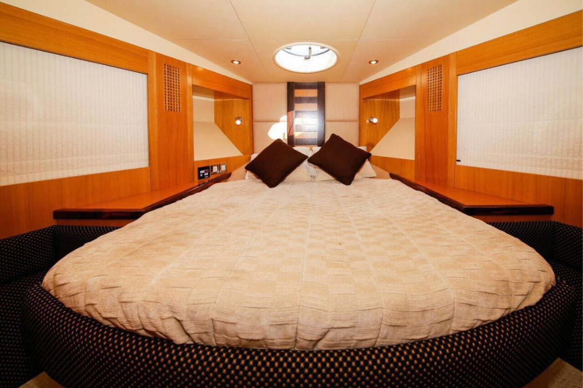 44 ft luxury Majesty