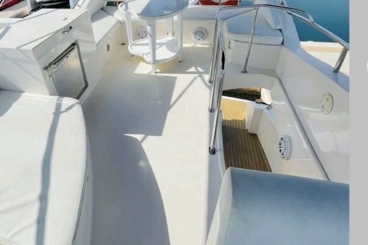 44 ft luxury Majesty