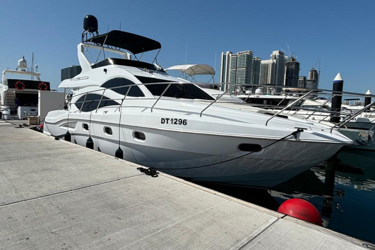 50 Ft Majesty