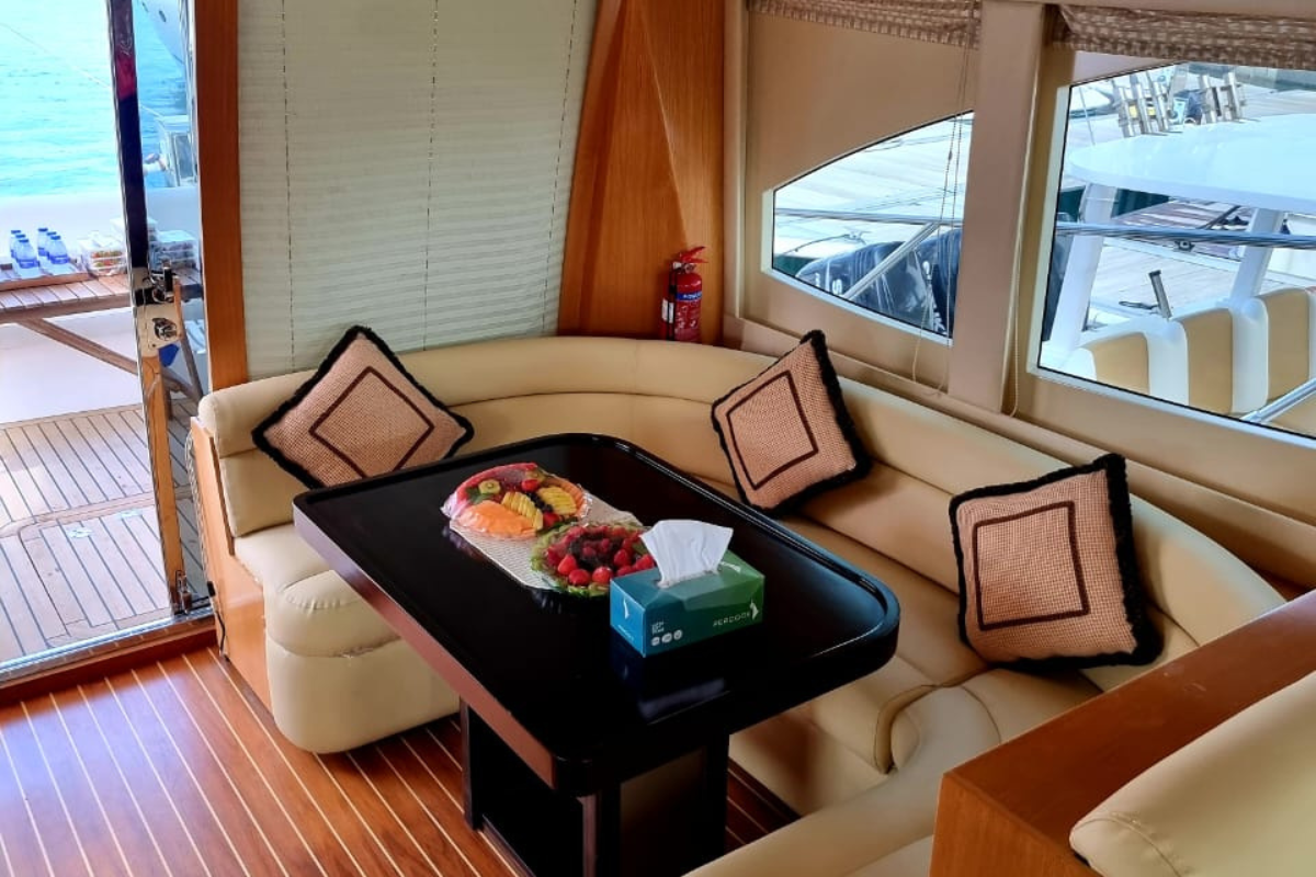 56 Ft Luxury Majesty