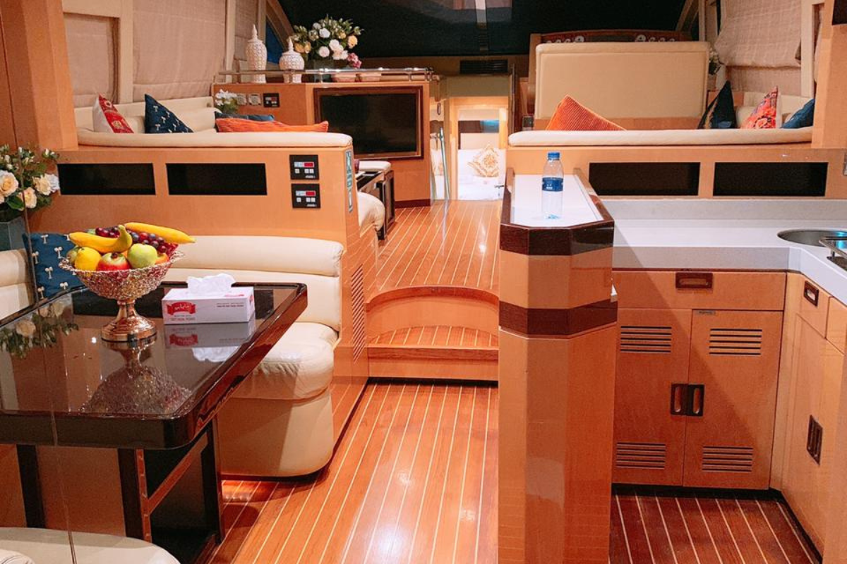 56ft Majesty