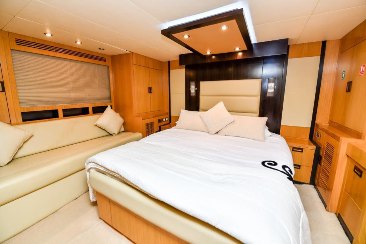 56ft Majesty