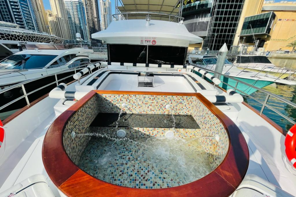 Apolo Yacht 95ft