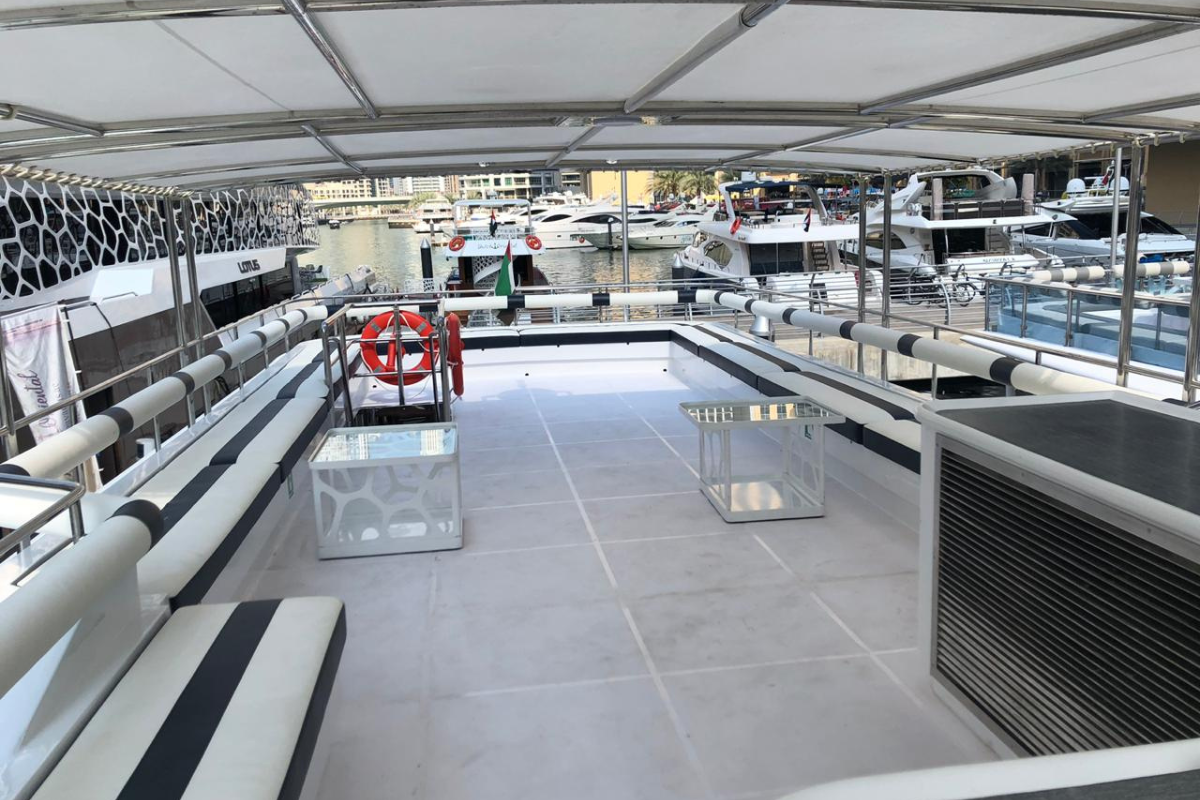 95 Ft Venus yacht