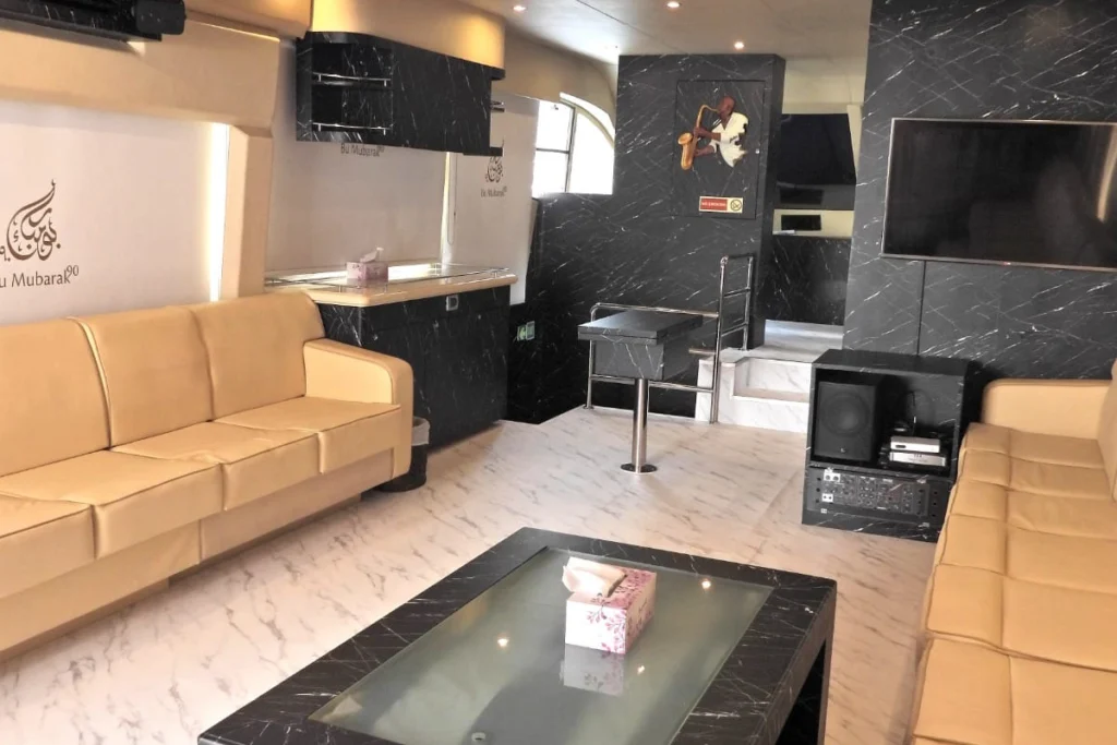 Yacht