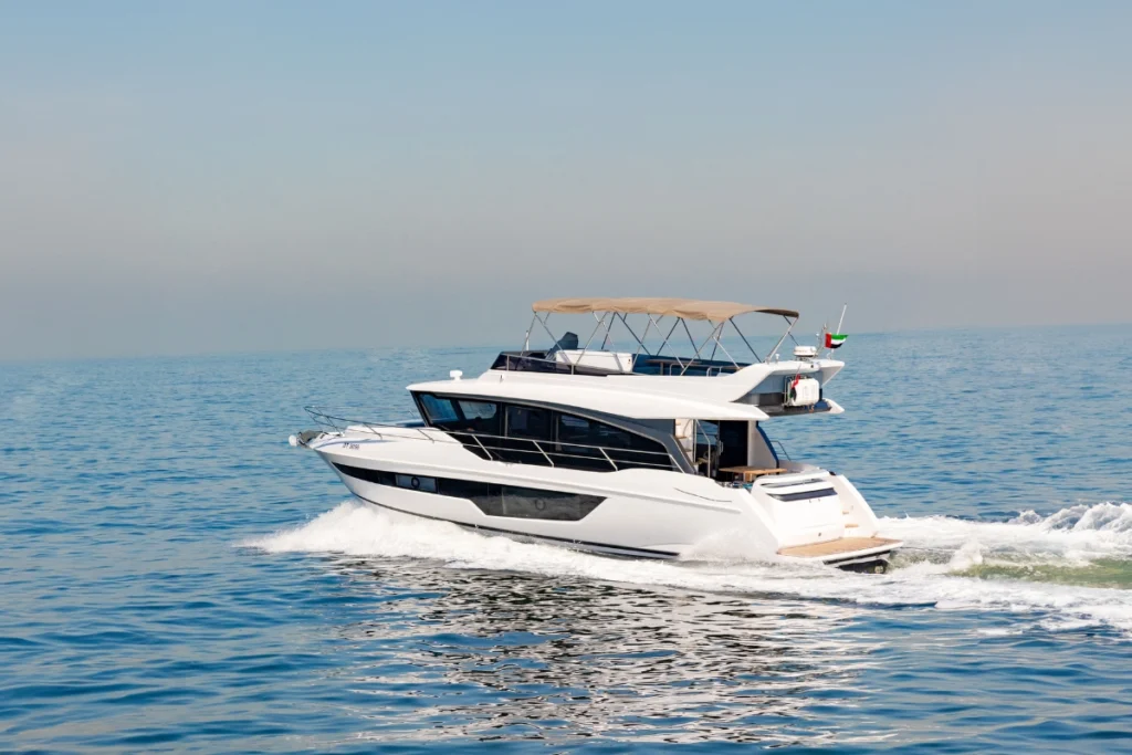 Yacht