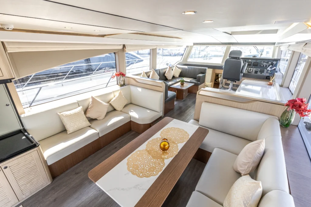 Yacht