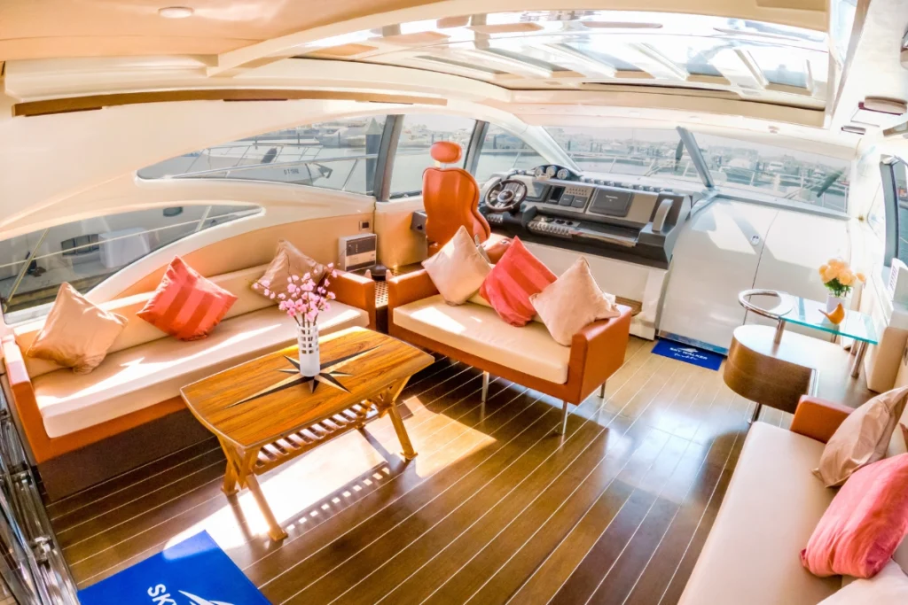Yacht