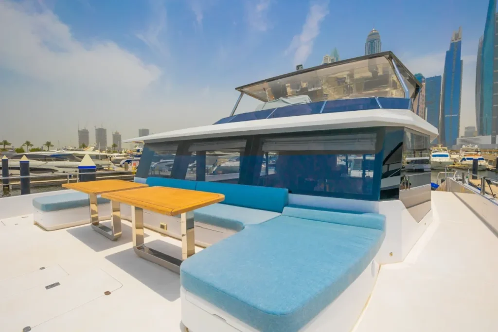 Yacht