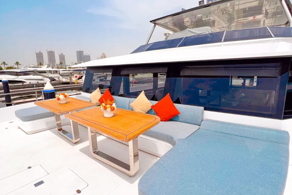 Yacht