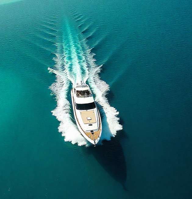 Motor Yachts Under 60 Feet in Dubai